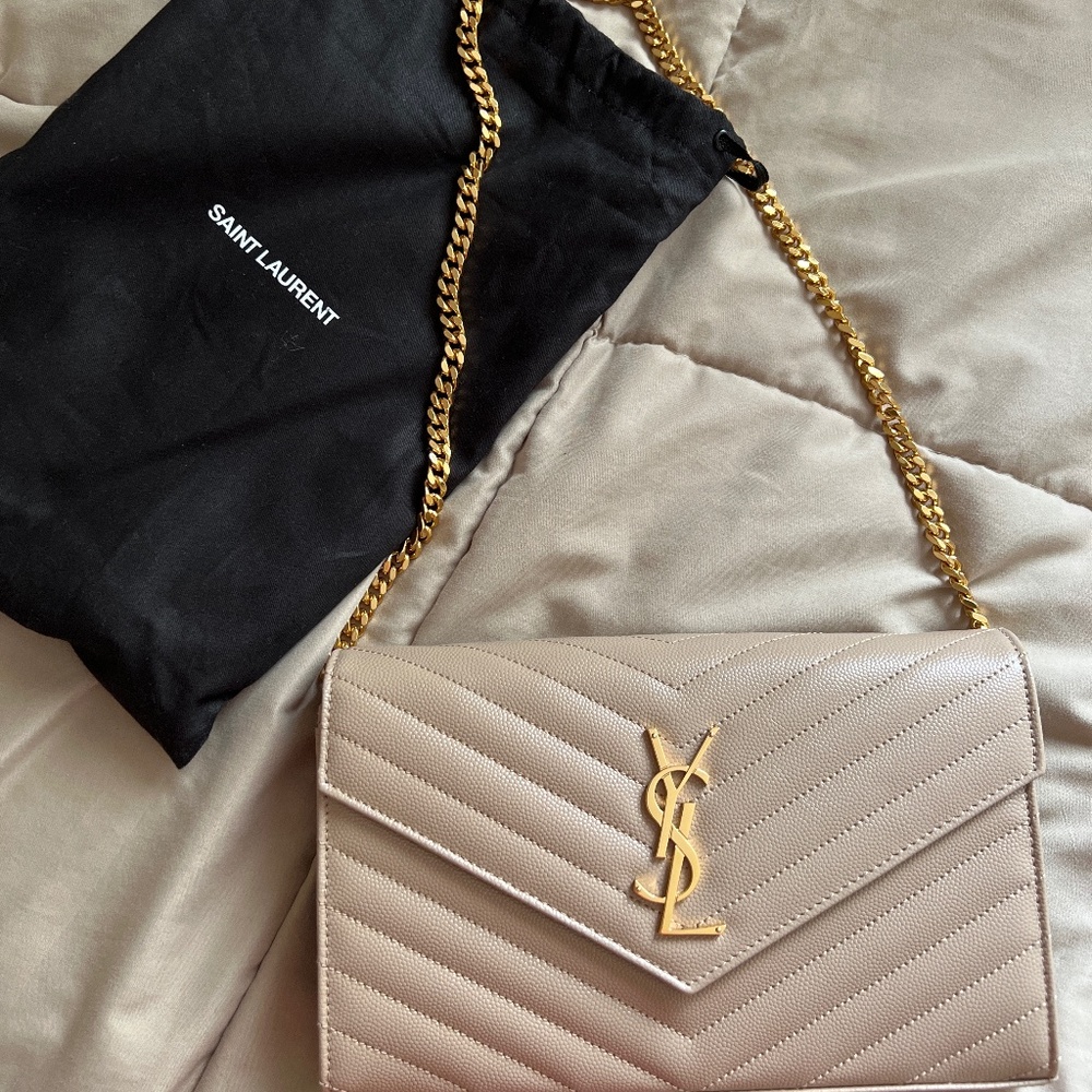 YSL Monogramme Large Grain de Poudre Wallet on Chain